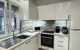 Epicenter Apartment - Heraklion
